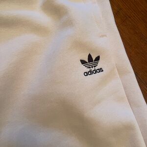 Adidas Women’s NEW Sweatpants (M)